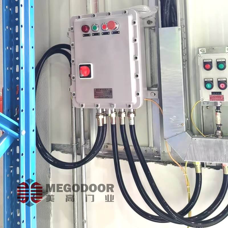 泰州化工车间防爆快速卷帘门插图1