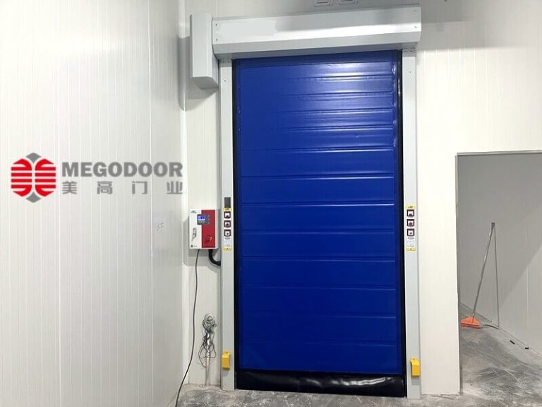 泰州冷库升级新方案:保温快速卷帘门助力冷链物流高效运转缩略图 泰州冷库升级新方案:保温快速卷帘门助力冷链物流高效运转缩略图
