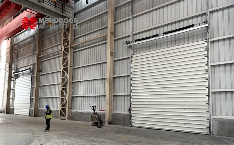 泰州大型抗强风工业提升门：工业建筑入口的坚固卫士缩略图