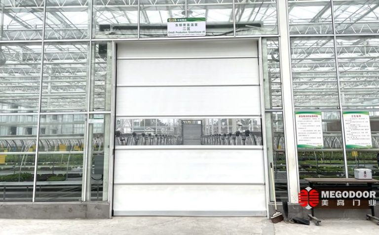 泰州温室大棚用快速门、保温提升门方案：兼顾洁净隔离与恒温保温缩略图