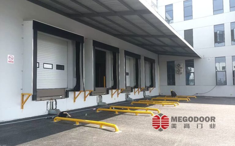 泰州冷库保温充气门封｜美高门业冷链装卸口密封解决方案缩略图